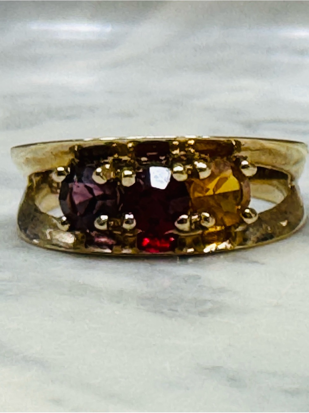 Vintage Gold Plated Three Stone Sample Ring | Size 7 | Y2K retro style - Picture 8 of 12